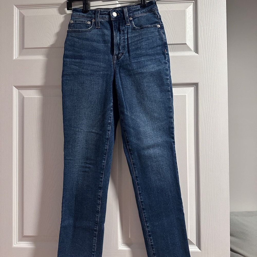 Madewell: the curvy perfect vintage jean in manorford wash: instacozy edition